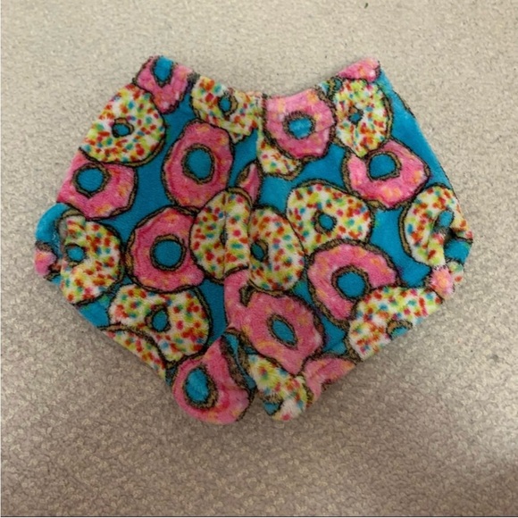 Plush Pajama Shorts Bundle - Picture 4 of 10